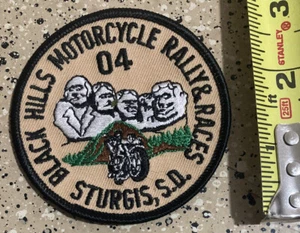 RARE 2004 BLACK HILLS MOTORCYCLE RALLY & RACES STURGIS S.D. EMBROIDERED PATCH 3" - Picture 1 of 2
