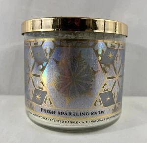 Bath & Body Works White Large Fresh Sparkling Snow Scented 3-Wick Candle New - Picture 1 of 3