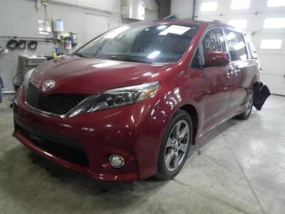Передний левый нижний рычаг управления Toyota Sienna 2011-2020 88713 2210 - Изображение 1 из 4