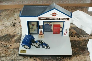 Harley Davidson Sammlerstück Bank Tankstelle mit Servi-Auto - cooler Artikel! 97900-98V - Bild 1 von 7