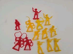 13 Vintage Tim Mee Toys Plastic Cowboys & Indians - Picture 1 of 7