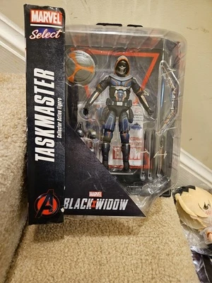 Marvel Select TASKMASTER Collector Action Figure (Diamond Select, 2020) - Image 1 of 3
