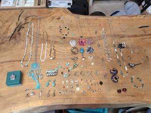 80 teiliges Konvolut Vintage Schmuck - Gold & Silber gefüllt/vergoldet 10k 14k 925 +++ - Bild 1 von 24