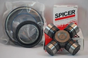 FORD 1998-2004 F250 F350 SUPERDUTY DANA 50 / 60 FRONT AXLE SEALS + U JOINT SET - Picture 1 of 4
