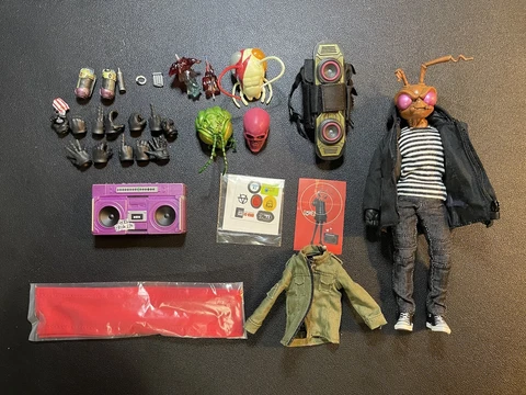Mezco One 12 Collective Gomez Street Edition Action Figure Original Box Complete Cover