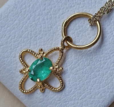 Elegant Gelbgold Anhänger aus 750 18kt Gold mit Smaragd Oval Smargde ♦️♦️♦️ 8708 - Bild 1 von 4