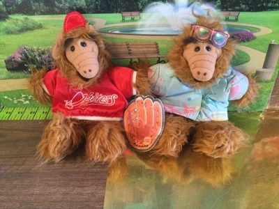 1988 VINTAGE "ALF" 2 HAND PUPPETS BURGER KING COLLECTORS PLUSH - Image 1 of 4