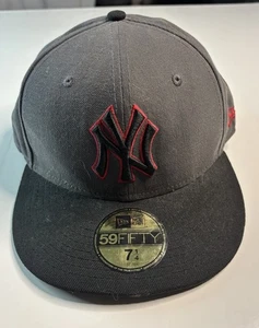New Era New York Yankees Hat Fitted Size 7 1/4 Black Red Alternate MLB NYY Judge - Picture 1 of 7