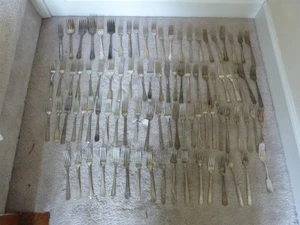 Konvolut 84+ Silber Teller Gabeln (79+) Abendessen (5) Servieren zum Basteln Kunst Schmuck - Bild 1 von 18