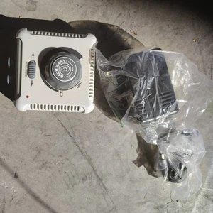 Bachmann HO scale Power Pack with Speed Controller For HO 46605A no red wire - Picture 1 of 7