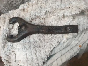 Clutch Fork for Holden 6 Cylinder 1948-1962 (48-215 FJ FE FC FB EK) - Picture 1 of 2
