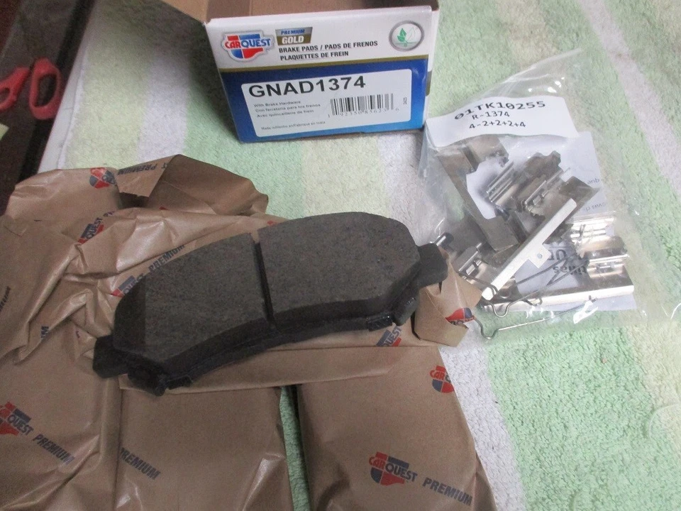 Pastillas de freno de disco delanteras D1374 para Nissan Juke Sentra Máxima 2009-2018 piezas nuevas Foto 1 de 1