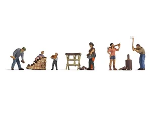 N Scale people - 36616 - Chopping Wood - Picture 1 of 1