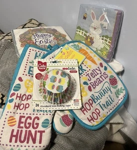Easter Mitt & Potholder, 24 cupcake cup, 18 large napkin, 20 small napkin NEW FS - Picture 1 of 6