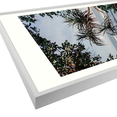 Marco de fotos clásico de aluminio satinado de metal montaje en pared con vidrio real Foto 1 de 4