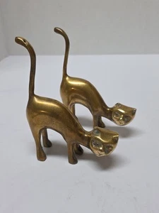 Set Off 2 Vintage Brass Cat Kitten Figurine Paperweight Long Tail Ring Holder 5" - Picture 1 of 12