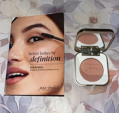 Jane Iredale Prensed Blush Barely Rose + Tubo Máscara En Negro Paquete Foto 1 de 4