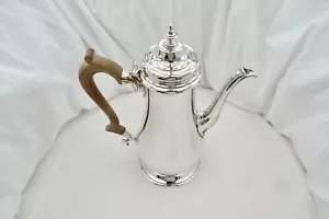 SUPERB QUEEN ELIZABETH II HM STERLING SILVER COFFEE POT 1968 35 oz - Picture 1 of 12