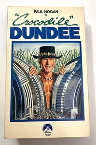 Crocodile Dundee 1986 Betamax (NOT VHS) Paul Hogan Linda Kozlowski - Picture 1 of 3
