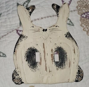 VTG Hand Painted Wood Double Light Switch Cover Plate Rabbits Bunnies Cabin - Picture 1 of 3