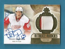 2013­-14 Ultimate Collection Hockey Danny DeKeyser Jersey / Auto Card #22/25