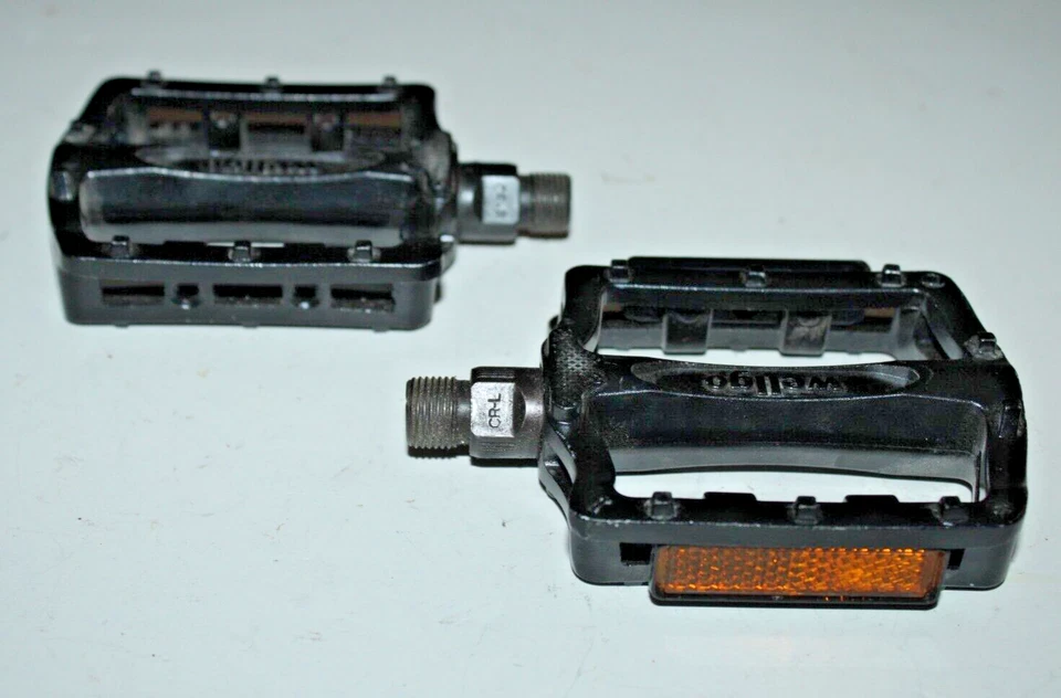 Wellgo Platform 骑行踏板 平黑色 9/16 英寸 混合山地车 硬尾 美国 托运人 — 第 1/4 张图片