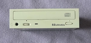 LITE ON CD-RW DRIVE MODEL LTR-52327S IDE WHITE BEZEL - Picture 1 of 4
