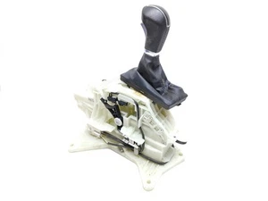 Cuadro de cambios Hyundai Tucson TL 2018 46700D3XXX 2018 999 kW ZVG81402 - Imagen 1 de 3