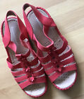 Cushion Walk  - Ladies  - Coral Pink -  Sandals  -Size 7E  Unworn.