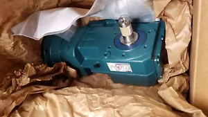 Baldor/Dodge Quantis BF383CN56C Right Angle Helica-Bevel Speed Reducer 139.43:1 - Bild 1 von 5