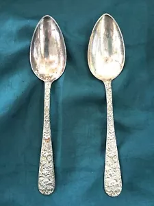 2 CUCHARAS DE COLECCIÓN S. KIRK & SON ""REPOUSSE"" PLATA ESTERLINA 72 gramos 8""5/8 - Imagen 1 de 1