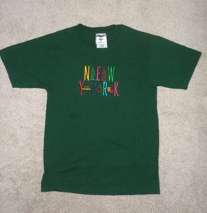 Jerzees Green Embroidered  New York City T Shirt Size Youth  Medium - Picture 1 of 2