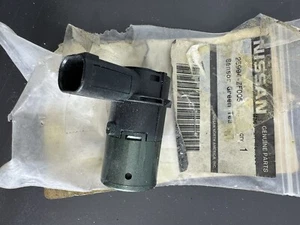 OEM 2004-2009 Nissan Quest Parking Aid Sensor NEW 25994-ZF1005 Green Tea - Picture 1 of 1
