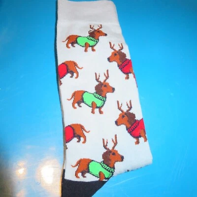 Meias masculinas Holiday Time Christmas Blue Crew - Rena Dachshund NOVO - Imagem 1 de 3