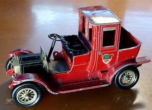 Matchbox Yesteryear No.11 1912 Packard Landaulet (Lesney, England) - Picture 1 of 6