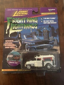 Vintage 1997 JOHNNY LIGHTNING LIMITED ED. FRIGHTNING LIGHTNINGS VAMPIRE VAN New - Picture 1 of 4