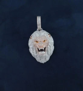 Lion pendant - Picture 1 of 2