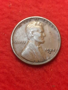1925 s Lincoln Wheat Cent #67 - Picture 1 of 2