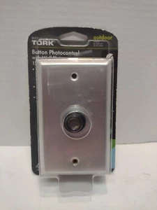 NSi Industries TORK RKP311 Outdoor 120-Volt Button Photocontrol With Wall Plate - Picture 1 of 5