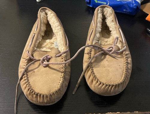 UGG mocassino donna ciabatta in pelle con interno in pelle di pecora e suola in gomma taglia 9