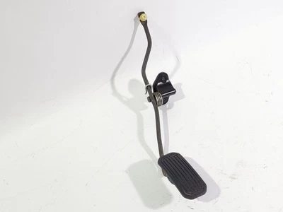 Accelerator Pedal OEM 2002 Toyota Sequoia - Image 1 of 4