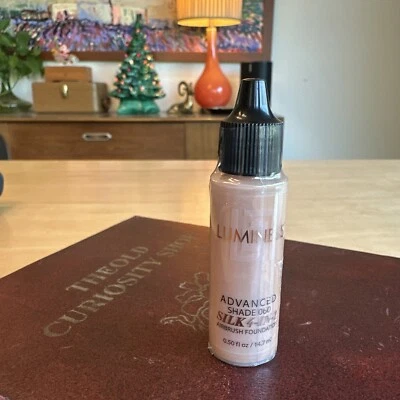 Luminess Airbrush Silk 4-In-1 Shade 060 Advanced Foundation .50oz~NEW/SEALED - Image 1 of 4