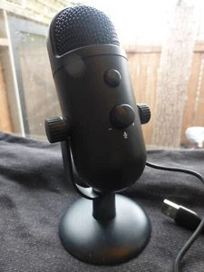 MICROPHONE SURF ONN USB Dual-Pattern Cardioid & Omnidirectional  - Picture 1 of 5
