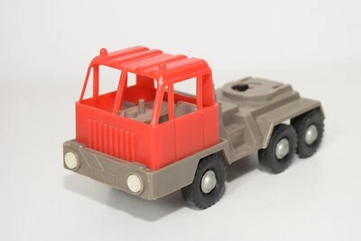 A57 1:32?? SOLO CAMION KAKU-RO KAKU RO IN PLASTICA OTTIME CONDIZIONI - Immagine 1 di 4