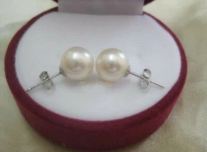 Stunning AAA+ 8-9mm Real natural AKOYA White round pearl stud earrings 14K Gold - Picture 1 of 6