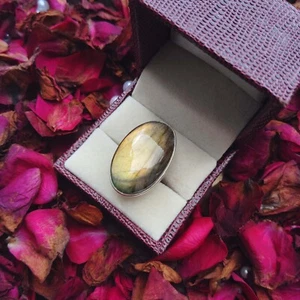 Anello in argento sterling 925 con labradorite blu appariscente, anello di dichiarazione, anello etnico ~ - Foto 1 di 4