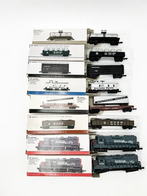 Southern Pacific Lines Railroad Trains Cars Set Of 8 - Image 1 of 4