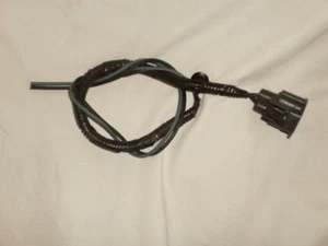 Cadillac / Caddy Plug w/ Wire - Picture 1 of 8