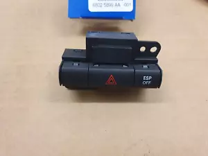 GENUINE MOPAR CHRYSLER GRAND VOYAGER & 300C HAZARD AND ESP SWITCH 68025899AA - Picture 1 of 2