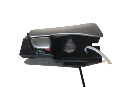 Manija de la puerta interior delantera derecha del lado derecho del pasajero Hyundai Accent 2015-2017 sedán Foto 1 de 4